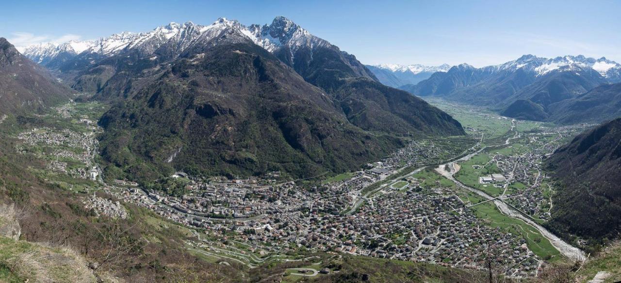 Sofi Apartment Chiavenna Eksteriør bilde