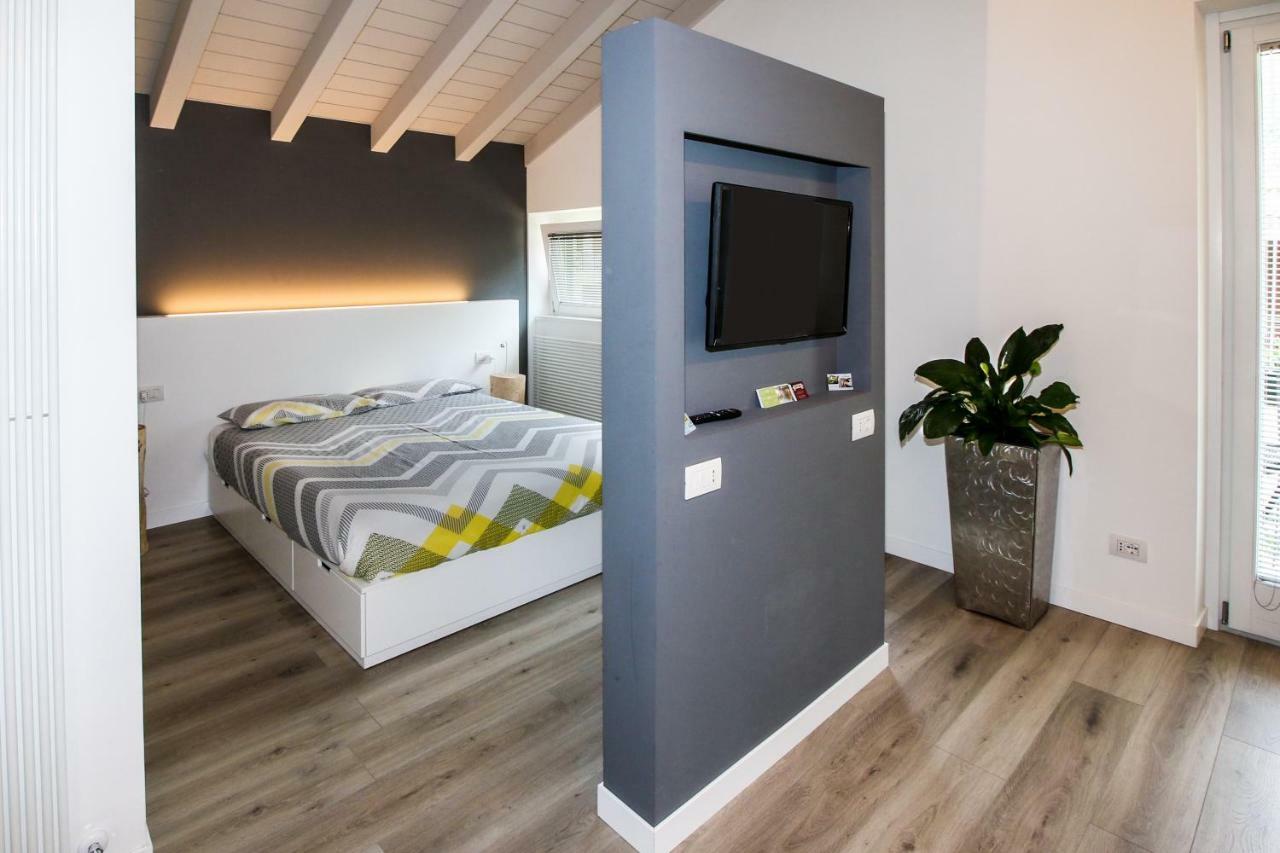 Sofi Apartment Chiavenna Eksteriør bilde